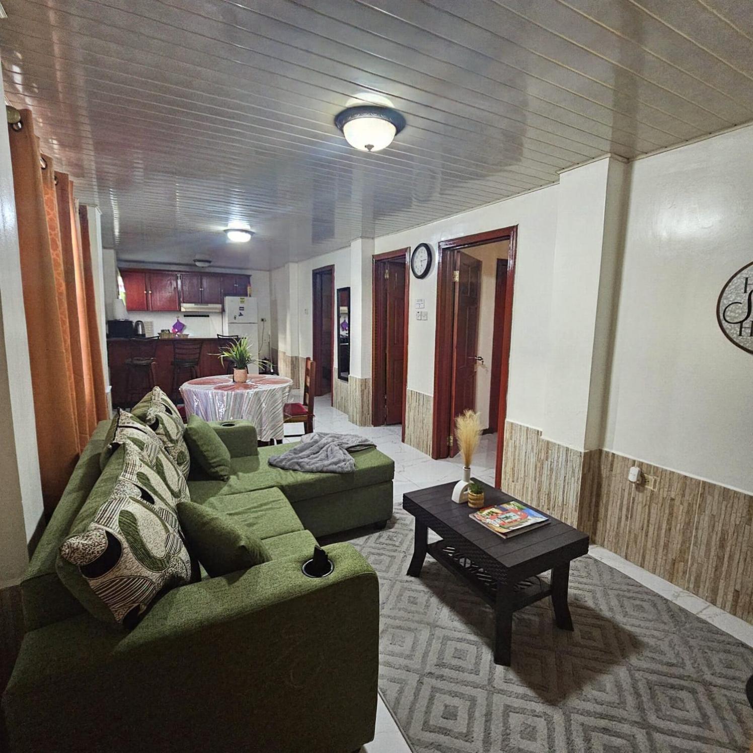 Comfy And Cozy Apartment Джорджтаун Екстериор снимка